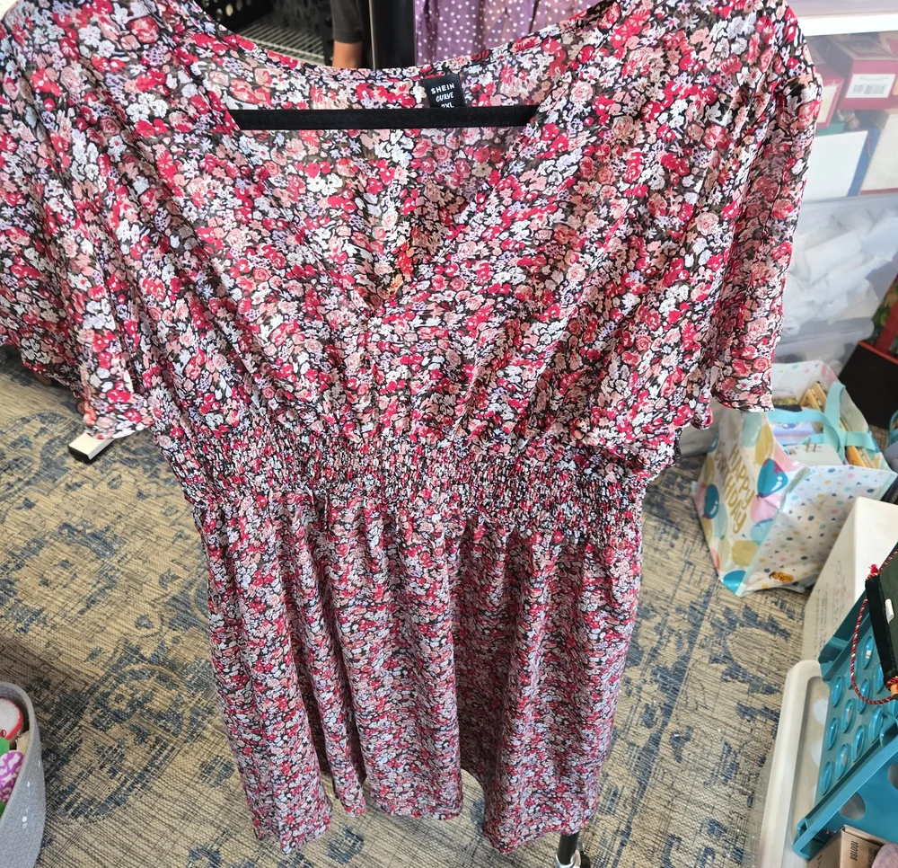 Shein Pink and White Floral Smocked-Waist Tunic